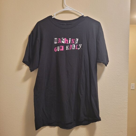 Hot Topic Tops - Hot Topic Machine Gun Kelly Size Large Tee